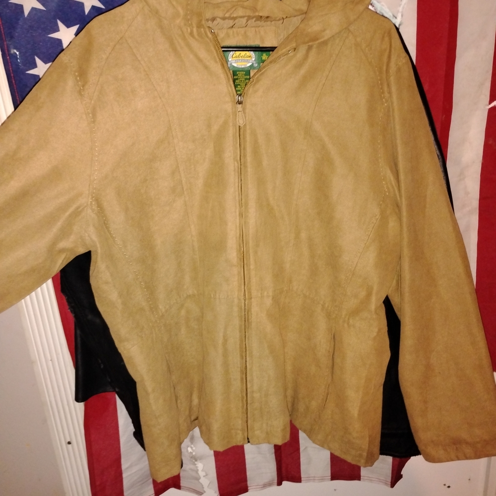 Cabela's Tan Women's Jacket